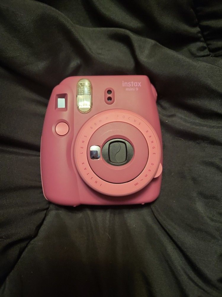 Fujifilm Instax Mini 9 Instant Camera - Purple Pink + White Case With Strap And Extra Lens