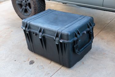 Large Wheeled Pelican Case 1660 - Waterproof - No Foam