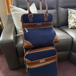 Samantha Brown 2pc Luggage set