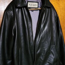 Mens's Leather Jacket 