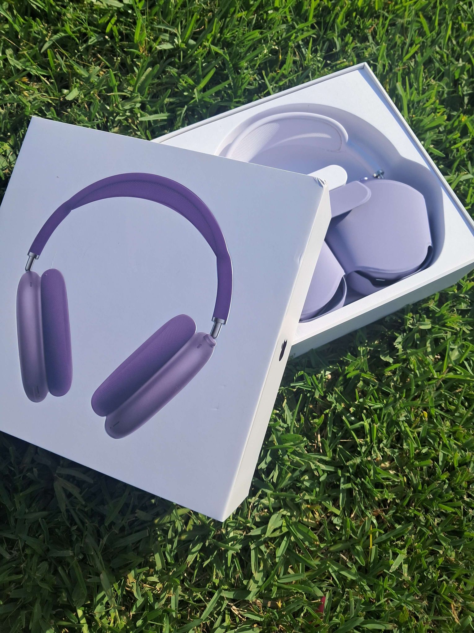 Apple AirPods Max – Purple Noise Cancelling – Brand New - Main Image