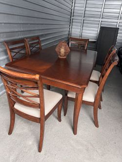 Wooden Dining Table with 6 Chairs and Leaf