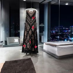 Red Valentino Holiday/ Party/ Fashion/ Luxury Black Dress 