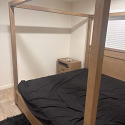 Bedroom Set (matress Included) 