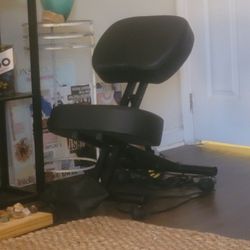 Black Ergonomic Kneeling Chair 