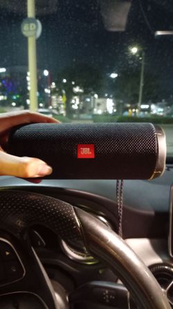JBL FLIP 4