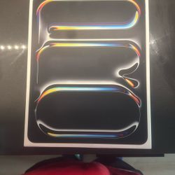 BRAND NEW IPAD 13 Inch M5?