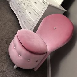 Princess Chair With Storage Pink Velvet Upholstery With Crystal Accents.