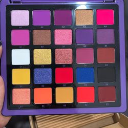 Abh Norvina