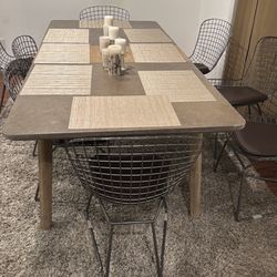 Dining Table & 8 Chairs 
