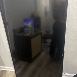 55” TCL ROKU TV