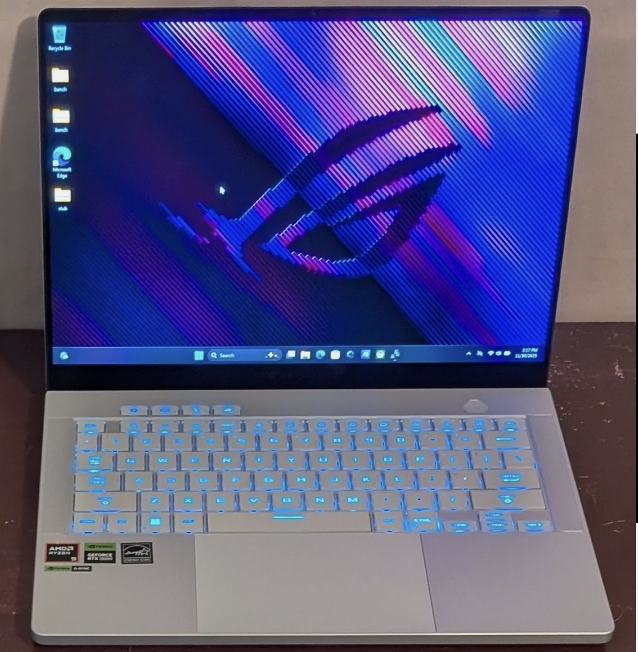 GAMING LAPTOP - RYZEN 9 - 4060