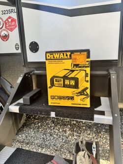 Power Inverter- 2000W Peak