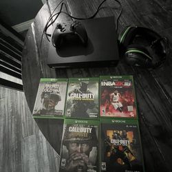 Xbox One X Bundle