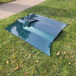 1977 To 1981 Pontiac Fiberglass Hood. Painted Green Never Used