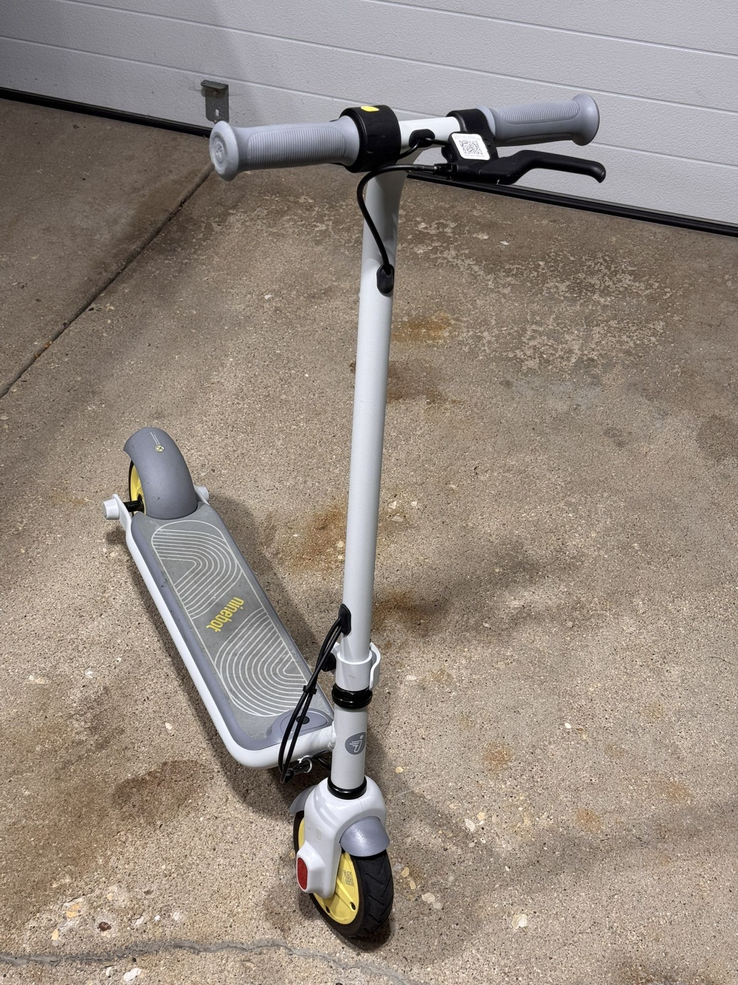 Segway Ninebot Zing C8 Electric Scooter for Kids