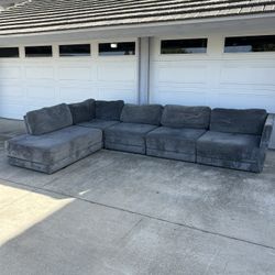 🚚 L SHAPED SECTIONAL COUCH!!! 🚚 DELIVERY AVAILABLE!!! 🚚