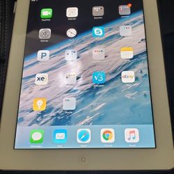 Apple MC979LL/A iPad 2 9.7" Tablet 16GB WiFi White