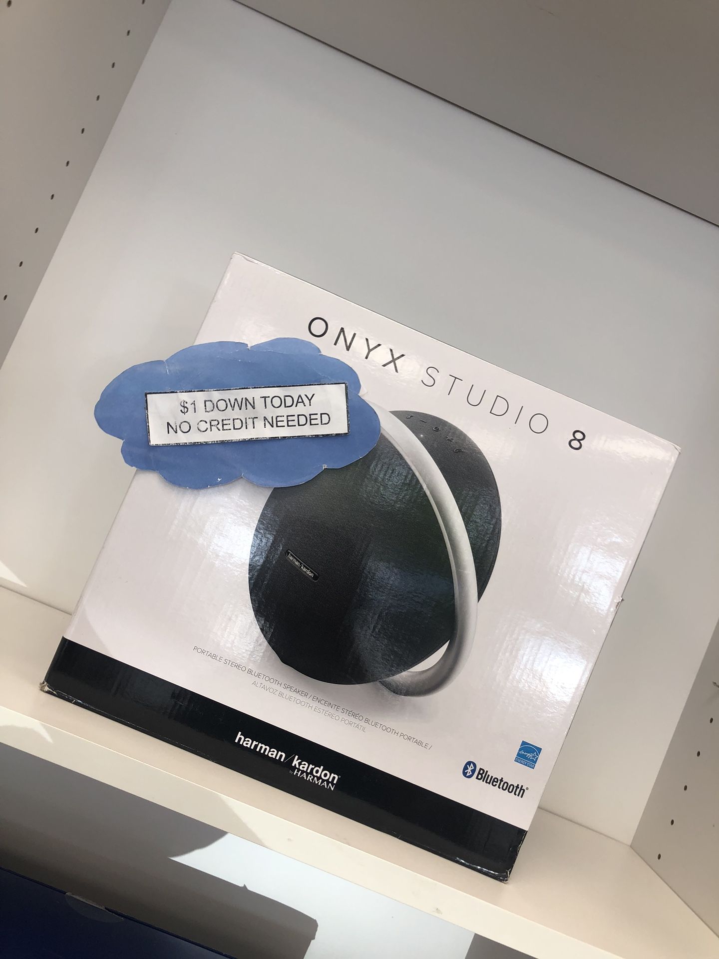 Harmon Onyx Studio 8