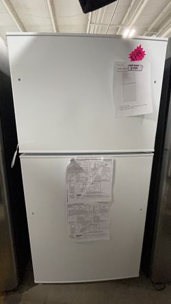 GE® ENERGY STAR® GTE21GTHGWW (opened box,minor scratches/dents) 21.1 Cu. Ft. Top-Freezer Refrigerator Retail price $1449 our price $799
