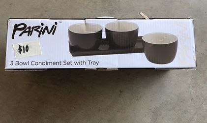 Panini 3 bowl condiment set with tray