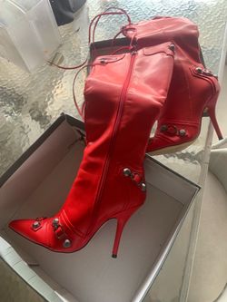 Red boots size 7