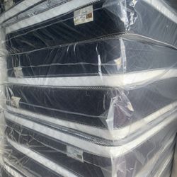 🛏Mattresses Pillow top for your comfort 🟩Same day delivery available🚛 🟠Queen sizes $199 🟡Full sizes $179 🟢Twin sizes $119 🔵Cal king $319 🟣E. K