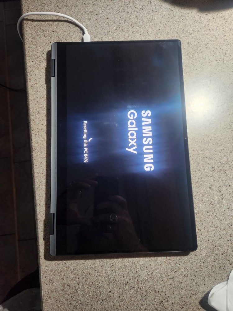 Samsung Galaxy Pro 360 Laptop