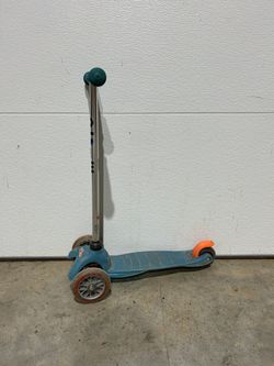 KIDS SCOOTER