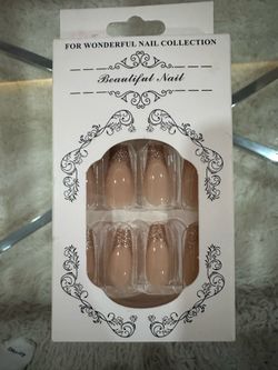 ✨💛 Gold French tip press-ons 💛✨