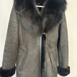 Women's Sheepskin Leather Coat.
