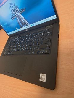 Dell Laptop Computer 2024