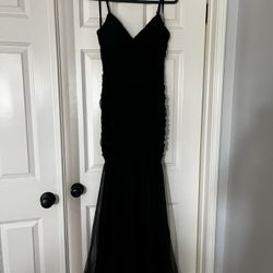 Black Windsor Fashion Gala Dress (Size 9)