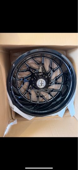 Chevy 3500 Dually wheels 8x210