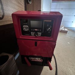 Lincoln Electric Welder- Ranger 330MPX Welder/Generator
