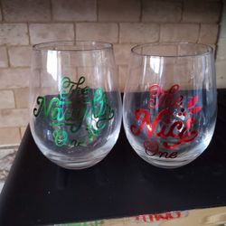 Hallmark 2 Stemless Wine Glasses,  Holiday