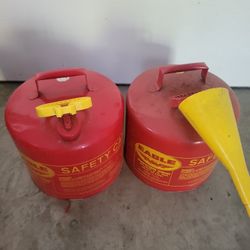 2 Safety Gas Cans Both For 15 Bucks