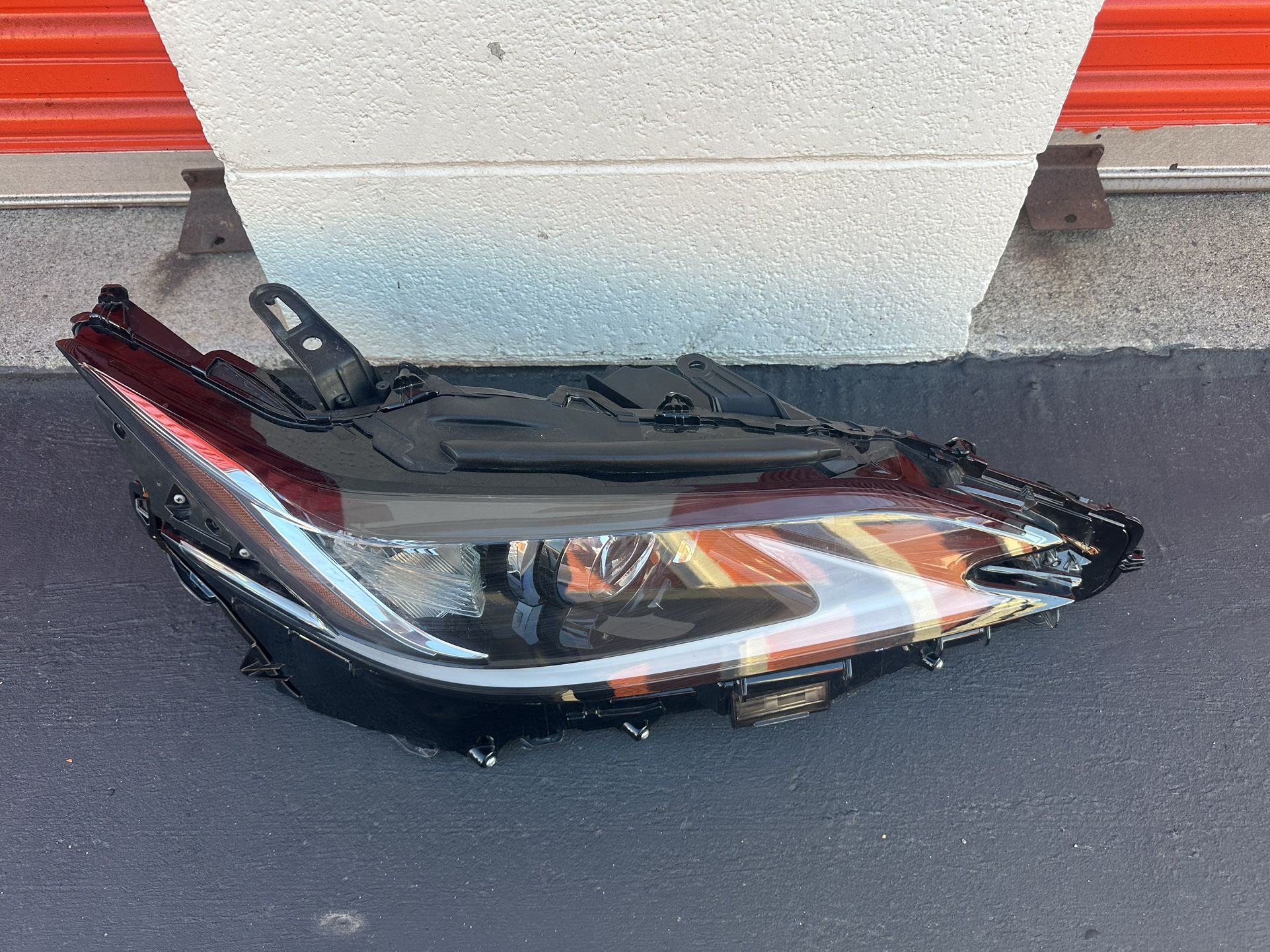 2022 -2023 -2024 LEXUS ES350 ES300h LED HEADLIGHT SINGLE BEAM RIGHT RH OEM