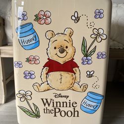 BNWT! Disney Winnie the Pooh Suitcase!