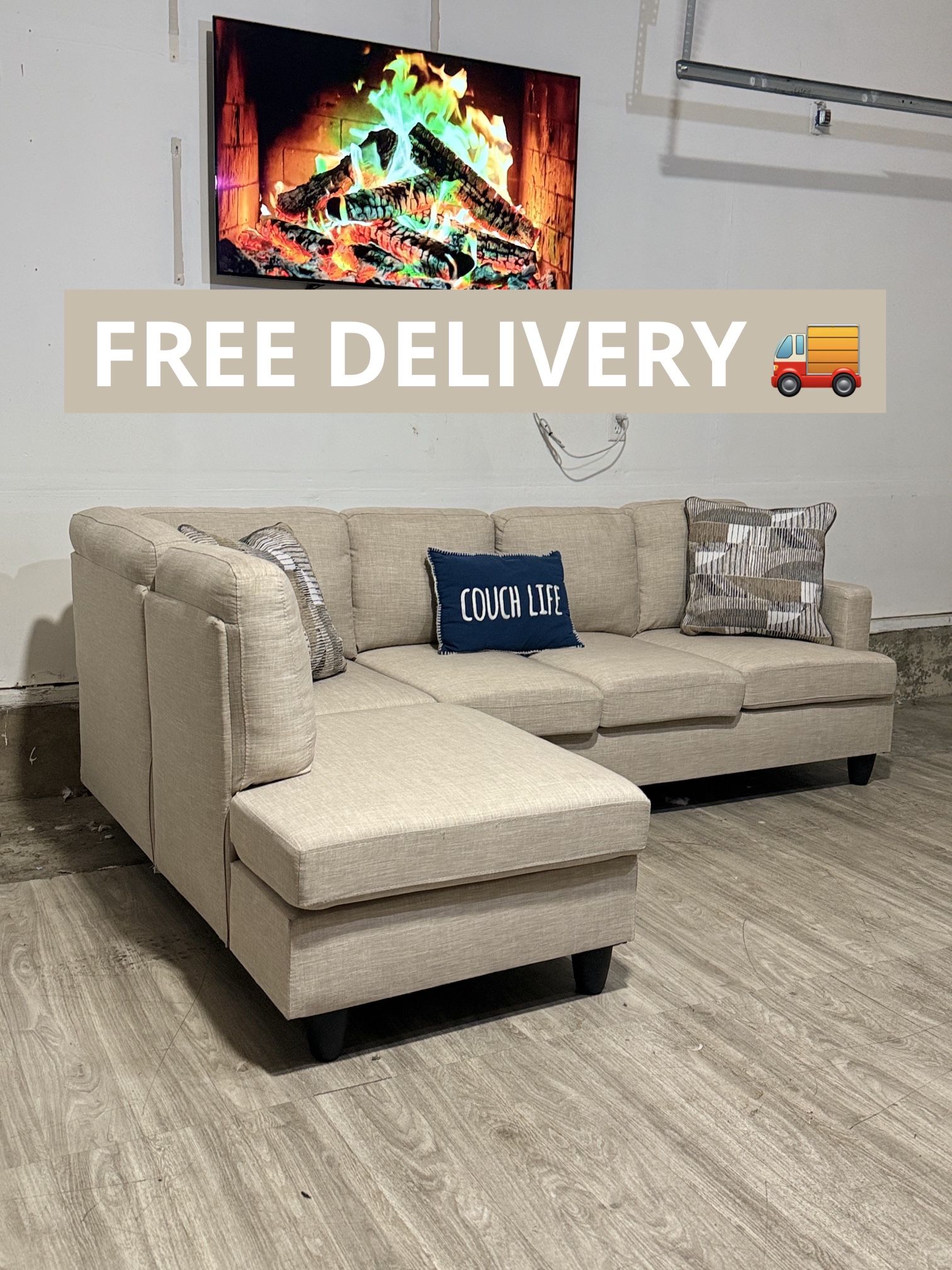 Tan Sectional Couch 🛋️- FREE DELIVERY 🚚 