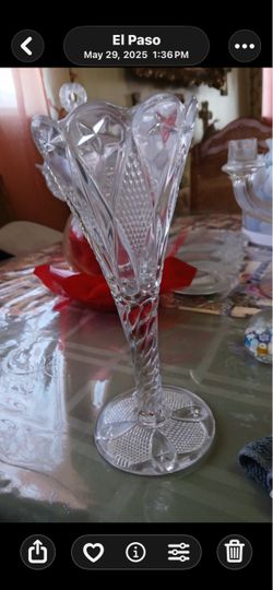 e. EAPG Ohio Flint Glass Dunkirk Diamond Clear Crystal Vase