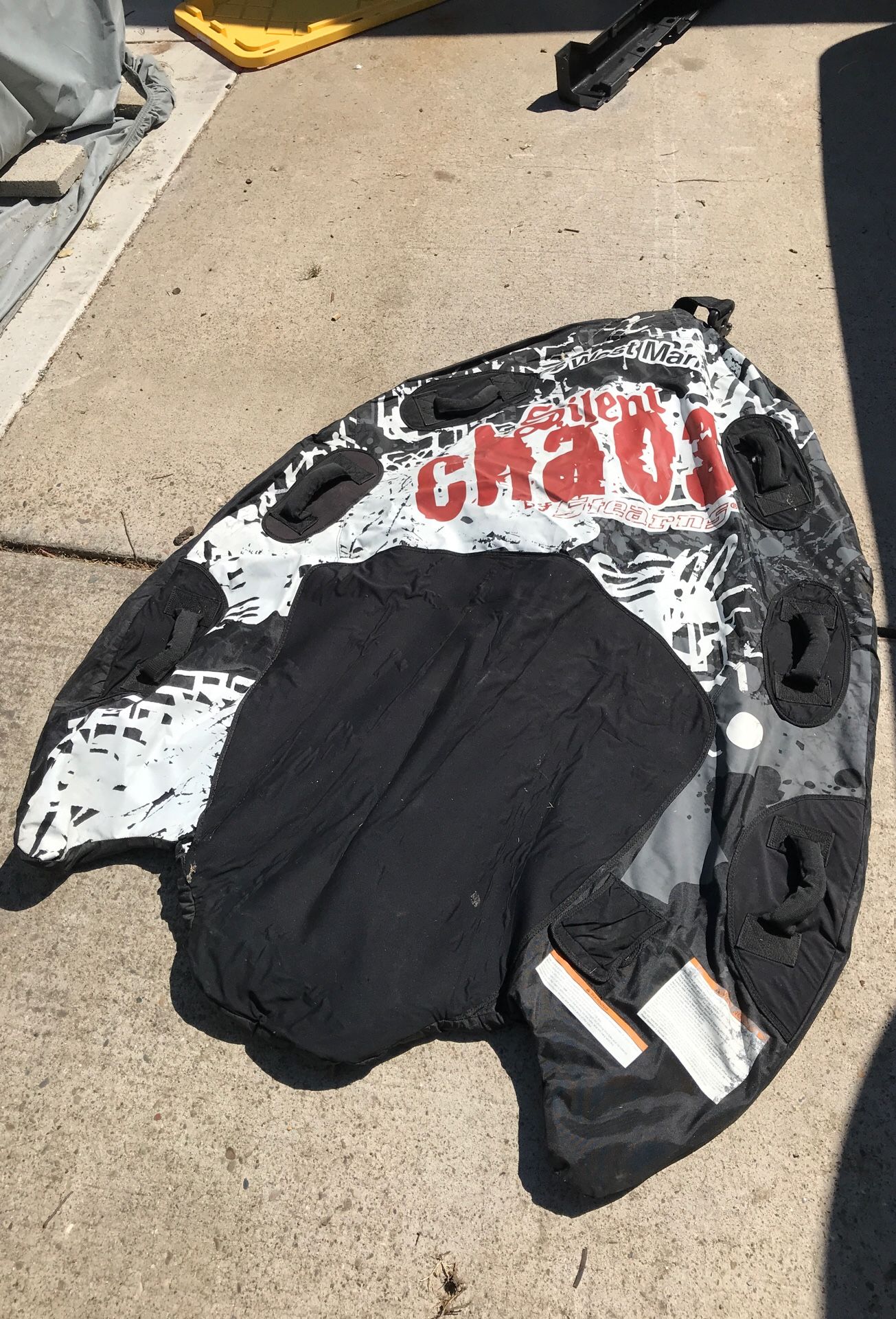 West marine - silent chaos - jet ski and boat tube towable