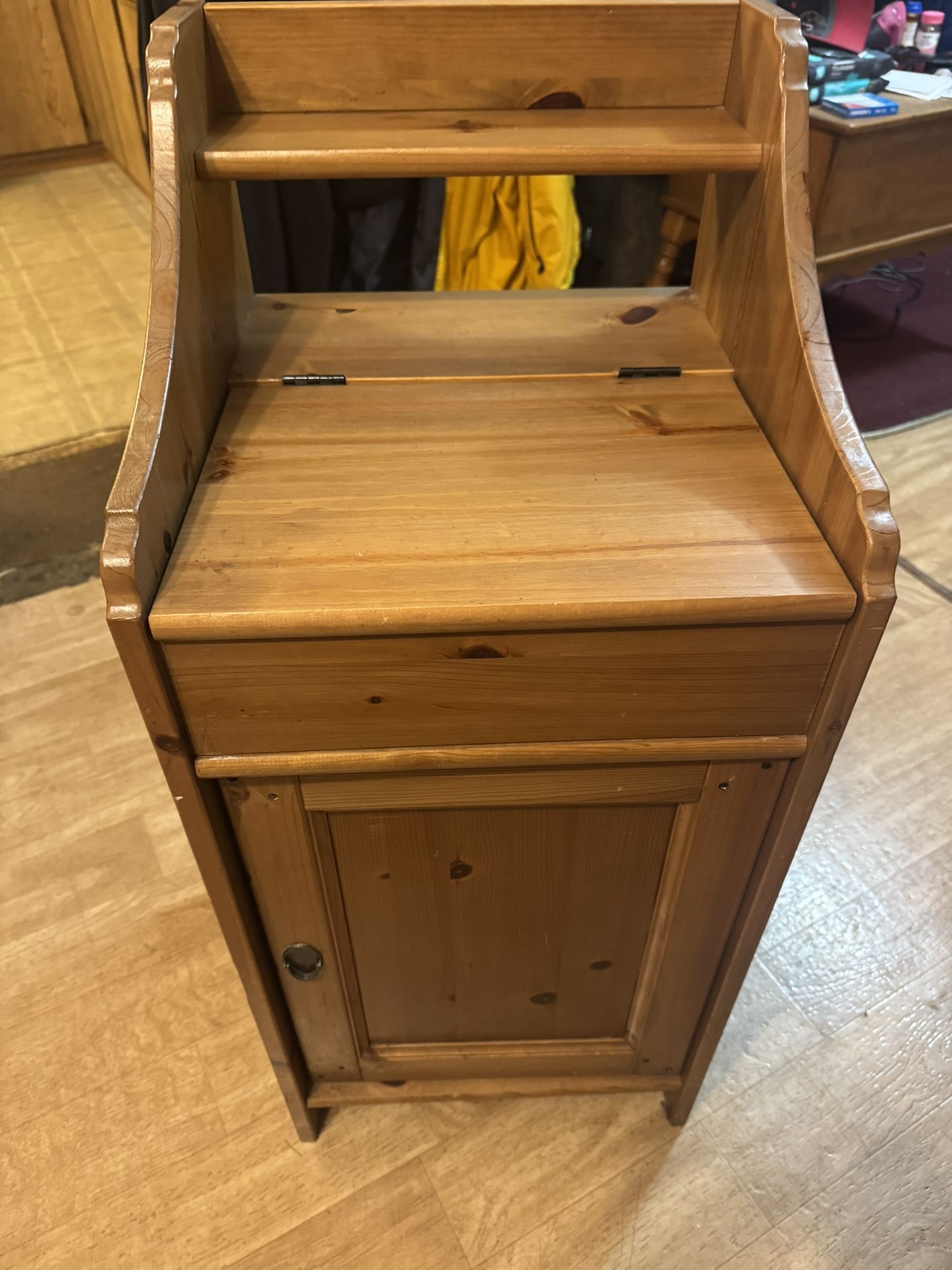 Vintage Solid Wood Nightstand W/hidden Top Storage And Cabinet