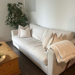Free Couch 