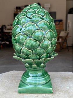 BRAND NEW D7.5x12" Large Blooming Artichoke Accent