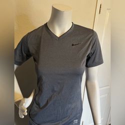 New Nike ladies sweatshirt size S