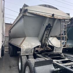 2015 Heritage Schein Hardox 1/4 Frame Trailer