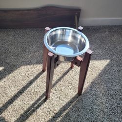 Dog Bowl & Wooden Stand (Large Dogs)