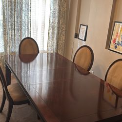 6 seat Dining Set W/buffet