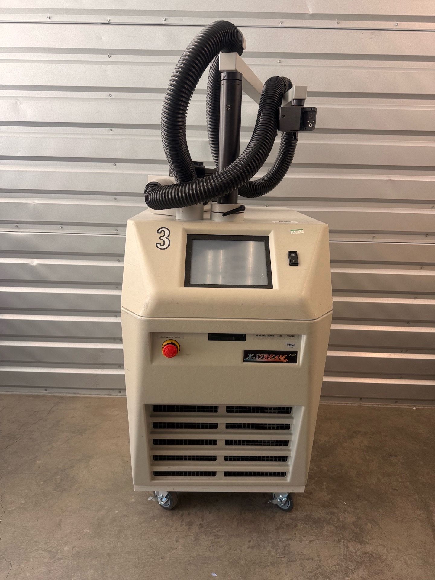 Temptronic TP04300A Temperature Forcing System Hot/Cold Air Tester